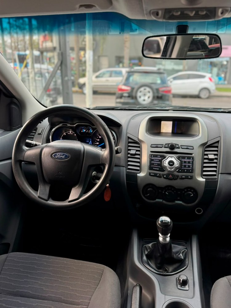 Ford Ranger XLS — foto 11